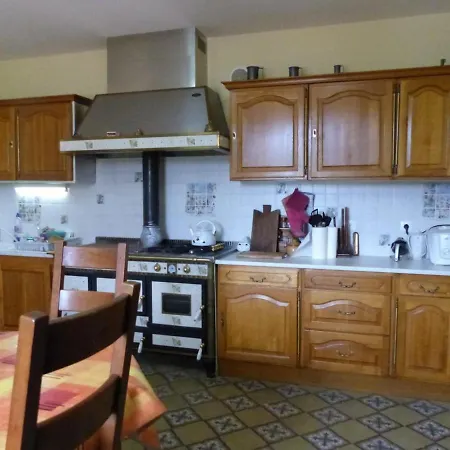 Holiday home Maison Independante Avec Cheminee Et Jardin Clos - Montagne Bourbonnaise, Proche Randonnees Et Vichy - Fr-1-489-280 *