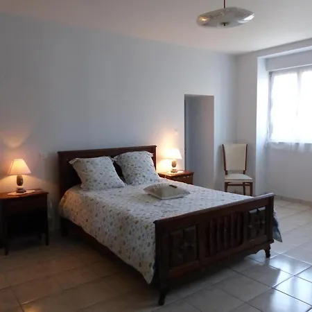 Maison Independante Avec Jardin, Animaux Acceptes, Proche Vichy - Fr-1-489-280 Arfeuilles