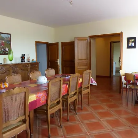 Hétvégi ház Maison Independante Avec Jardin, Animaux Acceptes, Proche Vichy - Fr-1-489-280