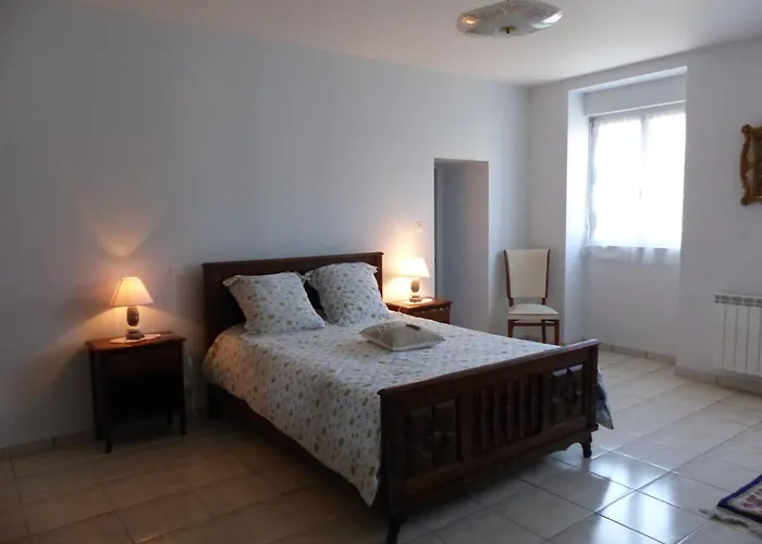 Maison Independante Avec Jardin, Animaux Acceptes, Proche Vichy - Fr-1-489-280 Arfeuilles